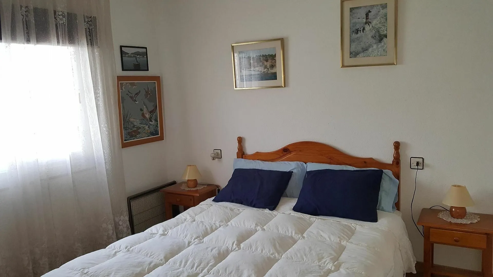 House With 2 Bedrooms In Roses, With Wonderful Harbor View, Pool Acces